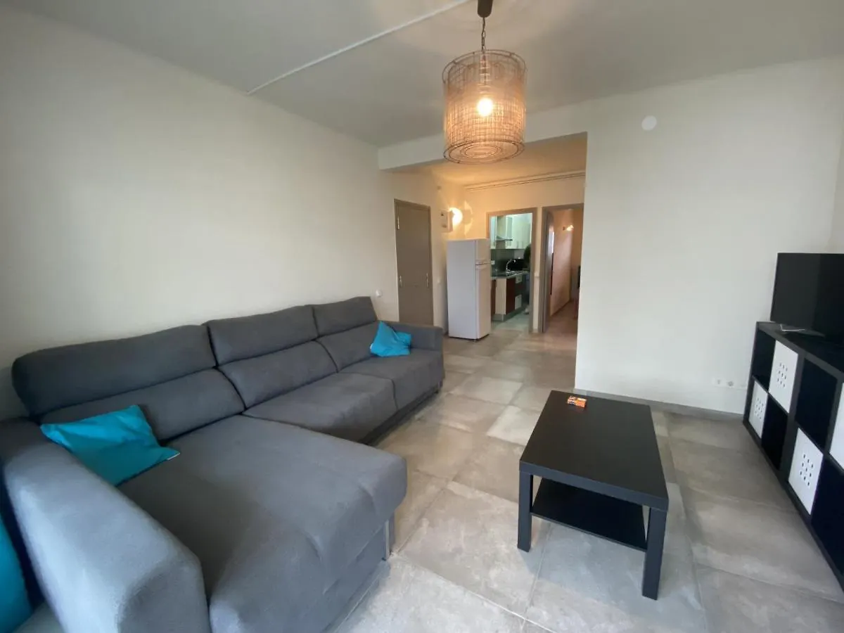 Residencia De La Platja Apartment Roses
