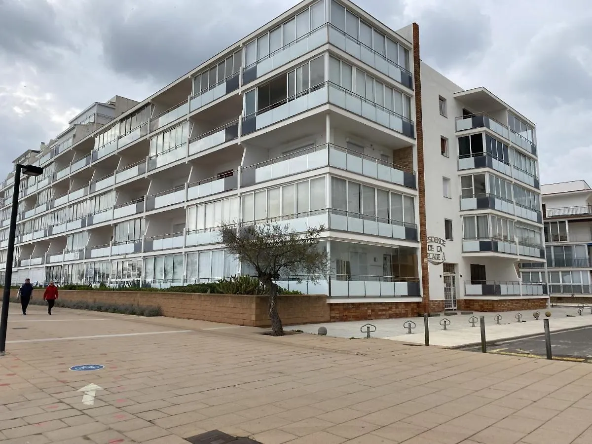 Residencia De La Platja Apartment Roses